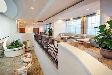 هتل Embassy Suites By Hilton Tampa Downtown Convention Center