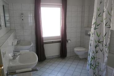 هتل Fantasie