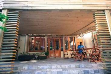 בית מלון כפרי Happy House Hostel