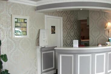 هتل Harmony Inn Glena House