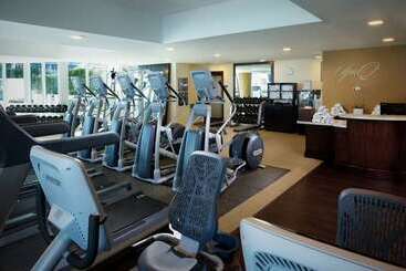 هتل Beach House Fort Lauderdale, a Hilton Resort