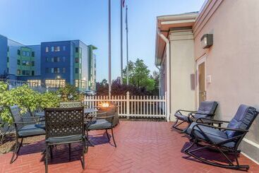 هتل Hilton Garden Inn Albany/suny Area