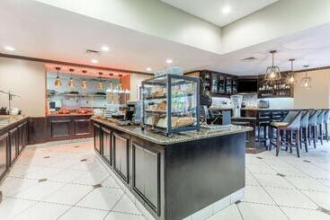 هتل Hilton Garden Inn Albany/suny Area