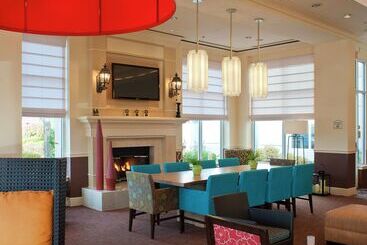 هتل Hilton Garden Inn Allentown Bethlehem Airport