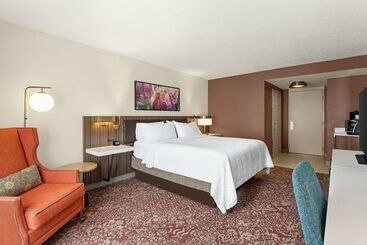 هتل Hilton Garden Inn Allentown Bethlehem Airport