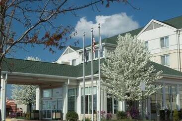 هتل Hilton Garden Inn Allentown Bethlehem Airport