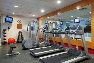 هتل Hilton Garden Inn Allentown Bethlehem Airport
