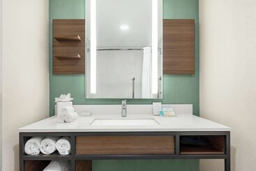 هتل Hilton Garden Inn Allentown Bethlehem Airport