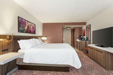 هتل Hilton Garden Inn Allentown Bethlehem Airport