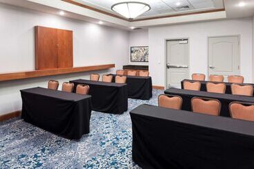 酒店 Hilton Garden Inn Austin North