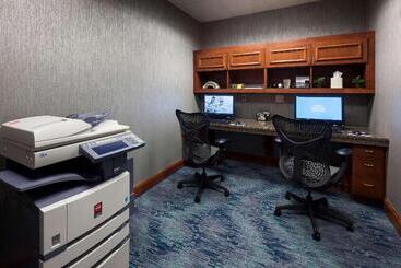 酒店 Hilton Garden Inn Austin North