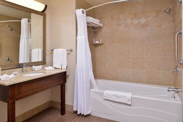 هتل Hilton Garden Inn Boise Spectrum