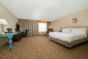 هتل Hilton Garden Inn Charlottesville