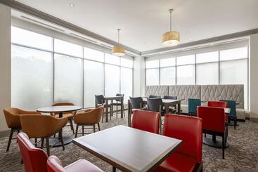 هتل Hilton Garden Inn Cleveland Downtown