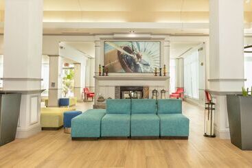 هتل Hilton Garden Inn Daytona Beach Airport