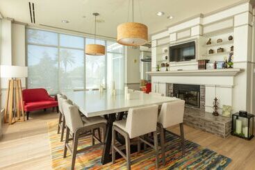 هتل Hilton Garden Inn Daytona Beach Airport