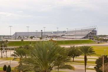 هتل Hilton Garden Inn Daytona Beach Airport