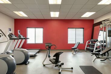 هتل Hilton Garden Inn Dubuque Downtown