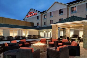 هتل Hilton Garden Inn Dubuque Downtown