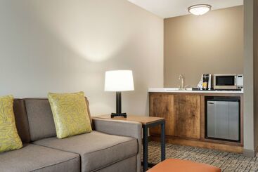 هتل Hilton Garden Inn Dubuque Downtown