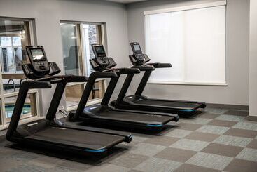 هتل Hilton Garden Inn Fayetteville Fort Liberty
