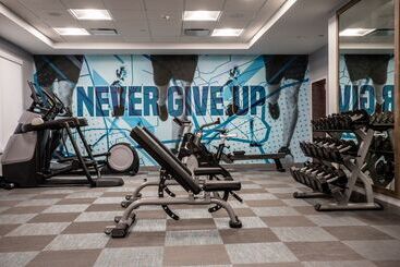 هتل Hilton Garden Inn Fayetteville Fort Liberty