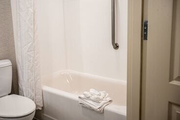 هتل Hilton Garden Inn Fayetteville Fort Liberty