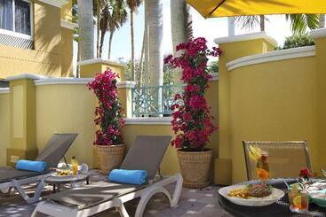 هتل Hilton Garden Inn Fort Lauderdale Airport Cruise Port