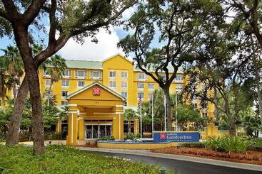 هتل Hilton Garden Inn Fort Lauderdale Airport Cruise Port