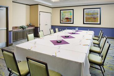 هتل Hilton Garden Inn Hartford North/bradley Int L Airport