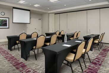 هتل Hilton Garden Inn Knoxville West/cedar Bluff