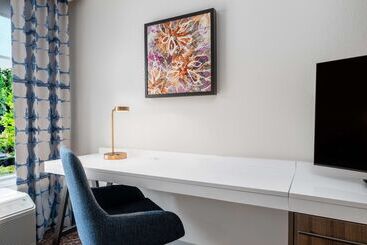هتل Hilton Garden Inn Montgomery East
