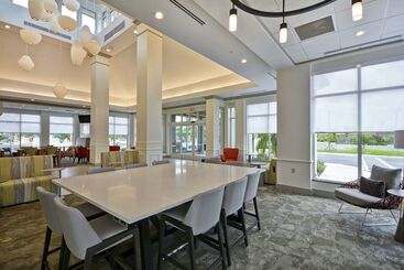 هتل Hilton Garden Inn Panama City