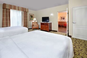 هتل Hilton Garden Inn Raleigh Capital Blvd I540