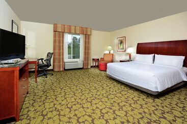 هتل Hilton Garden Inn Raleigh Capital Blvd I540