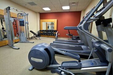 هتل Hilton Garden Inn Raleigh Capital Blvd I540