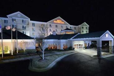 هتل Hilton Garden Inn Raleigh Capital Blvd I540