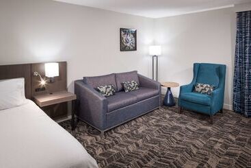 هتل Hilton Garden Inn Savannah Airport