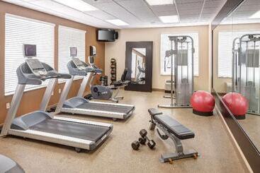 هتل Hilton Garden Inn Savannah Airport