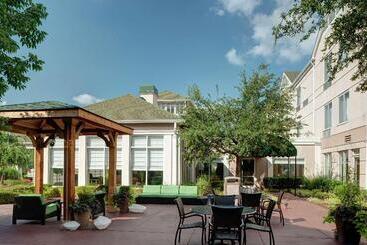 هتل Hilton Garden Inn Tulsa Airport