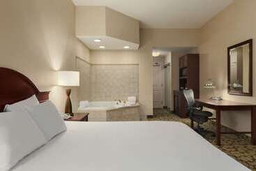 Отель Hilton Garden Inn Wisconsin Dells