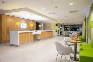 هتل Holiday Inn Express Amsterdam   Schiphol, An Ihg