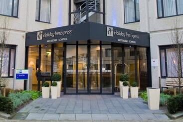 هتل Holiday Inn Express Amsterdam   Schiphol, An Ihg