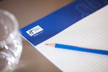 هتل Holiday Inn Express Amsterdam   Schiphol, An Ihg