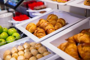 هتل Holiday Inn Express Amsterdam   Schiphol, An Ihg