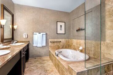هتل Homewood Suites By Hilton Santa Fenorth