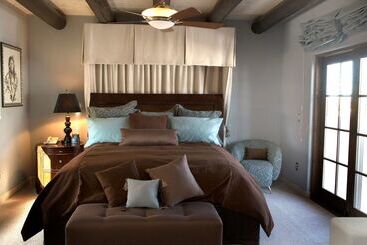 هتل Homewood Suites By Hilton Santa Fenorth