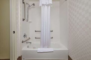 هتل Homewood Suites By Hilton Sarasota