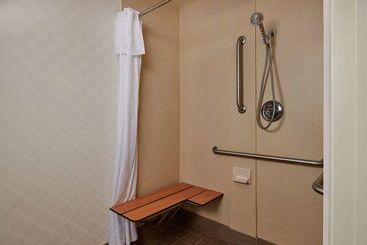 هتل Homewood Suites By Hilton Sarasota