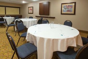 هتل Homewood Suites By Hilton Sarasota